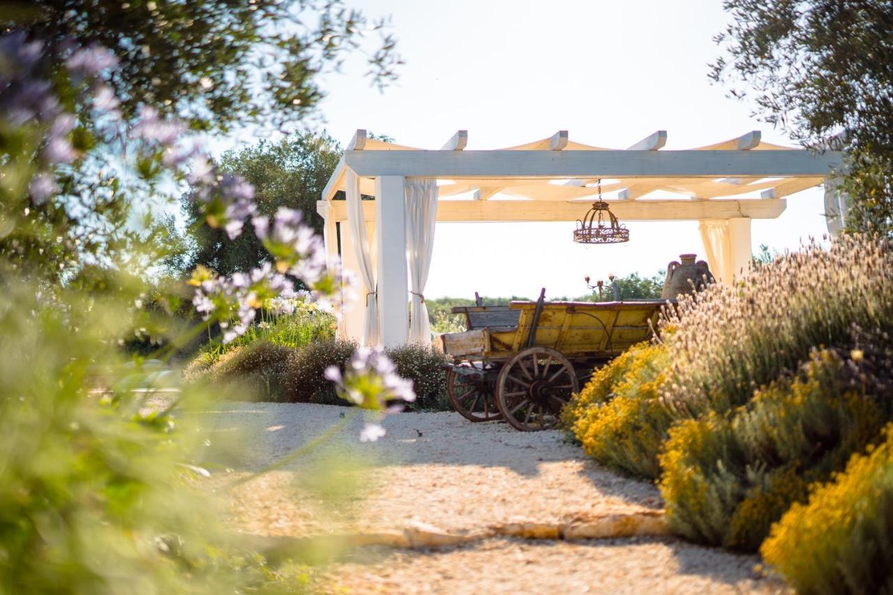 فيلا Trulli Ad Maiora ألبيروبيللو المظهر الخارجي الصورة